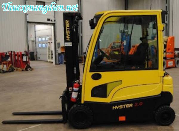 Thuê xe nâng điện Hyster là giải pháp hữu ích giúp tiết kiệm chi phí