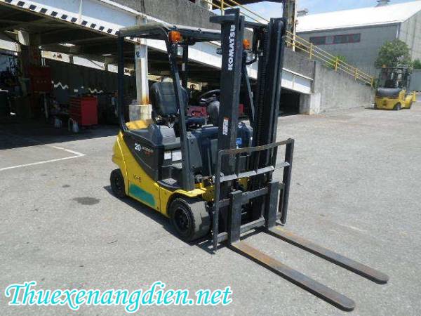 Xe nâng điện Komatsu 2 tấn