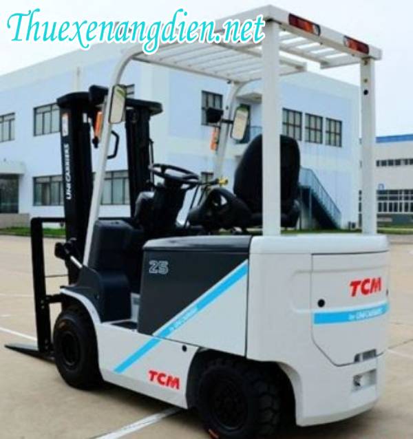 Xe nâng điện TCM có tải trọng nâng 2.5 tấn